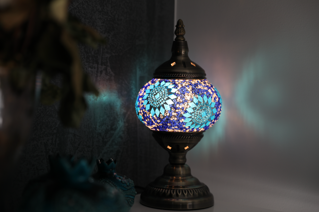 Image of a DIY Turkish Mosaic HomeKit-enabled table lamp. Make your own lamp